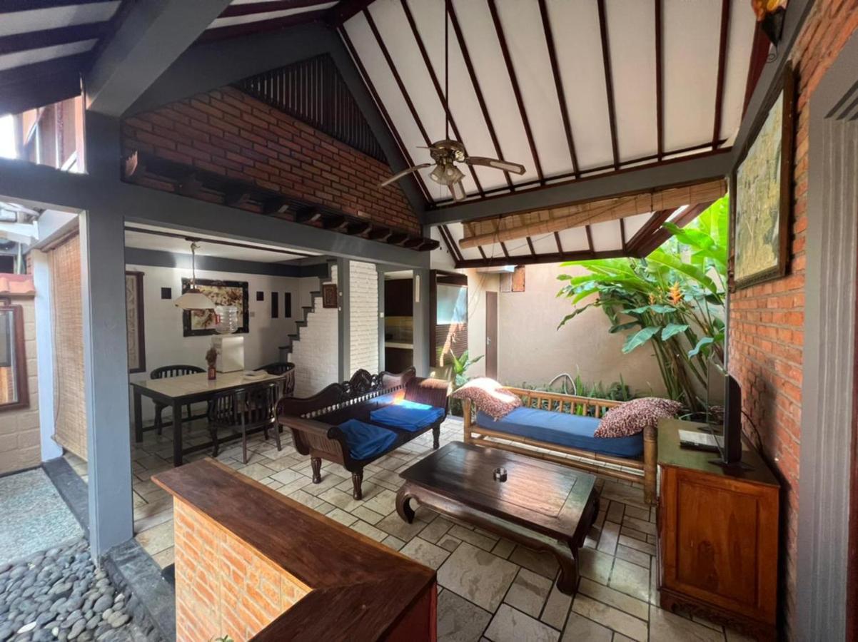 Wikarmas Villa Sanur Экстерьер фото